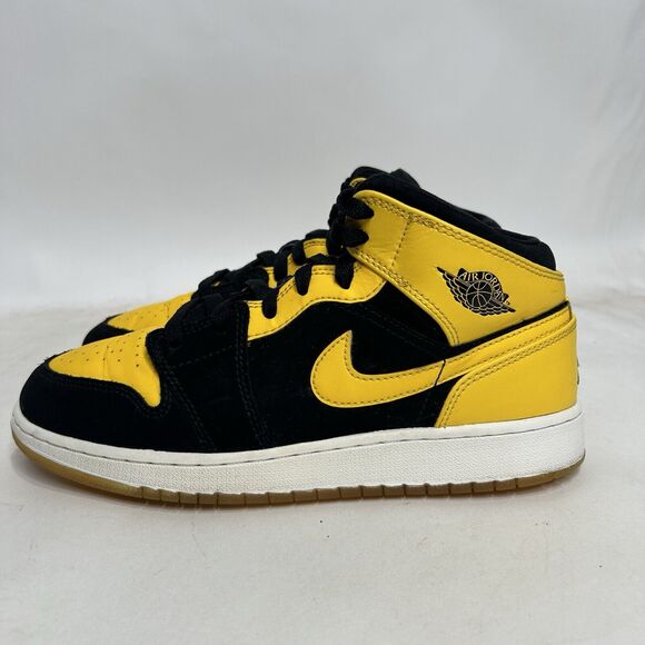 Nike Shoes Air Jordan 1 Retro Mid GS “New Love” 2017 - Picture 6 of 10